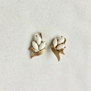 Gold Tone Crown Trifari Milk Glass Vintage Leaf Earrings
